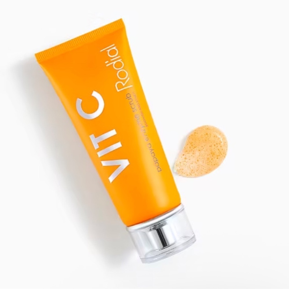💦 RODIAL Vitamin C Papaya Enzyme Scrub